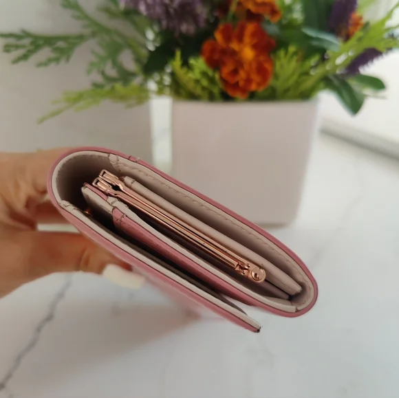 TED BAKER Leather Light Pink Purse Card Cash Holder Pearl &  Rustal Bobbles VGC - Picture 12 of 15